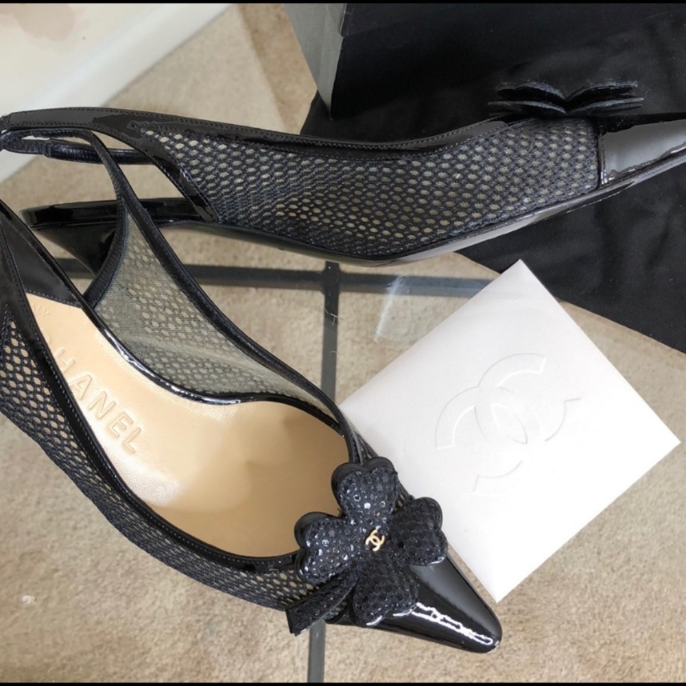 Authentic Chanel shoes PREOWNED - Picture 4 of 10